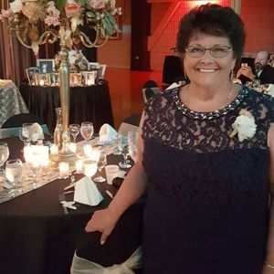 Meet your Posher, Maxine